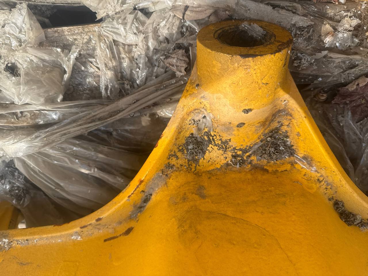 Передний мост в сборе KOMATSU WB93R-5, арт. 42N-22-11100 — изображение 3